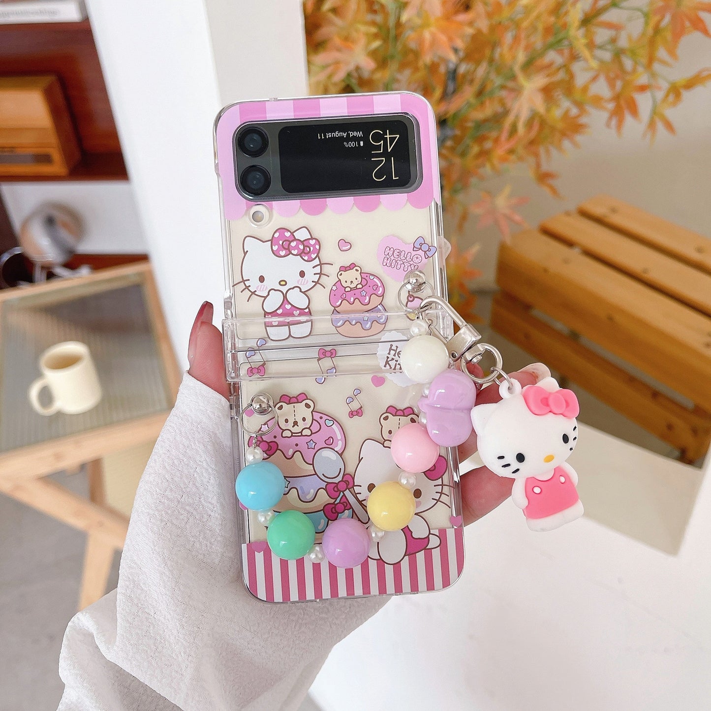 Cartoon Pearl hand chain Phone Case For Samsung Galaxy Z Flip 3 & 4 - casetiphone