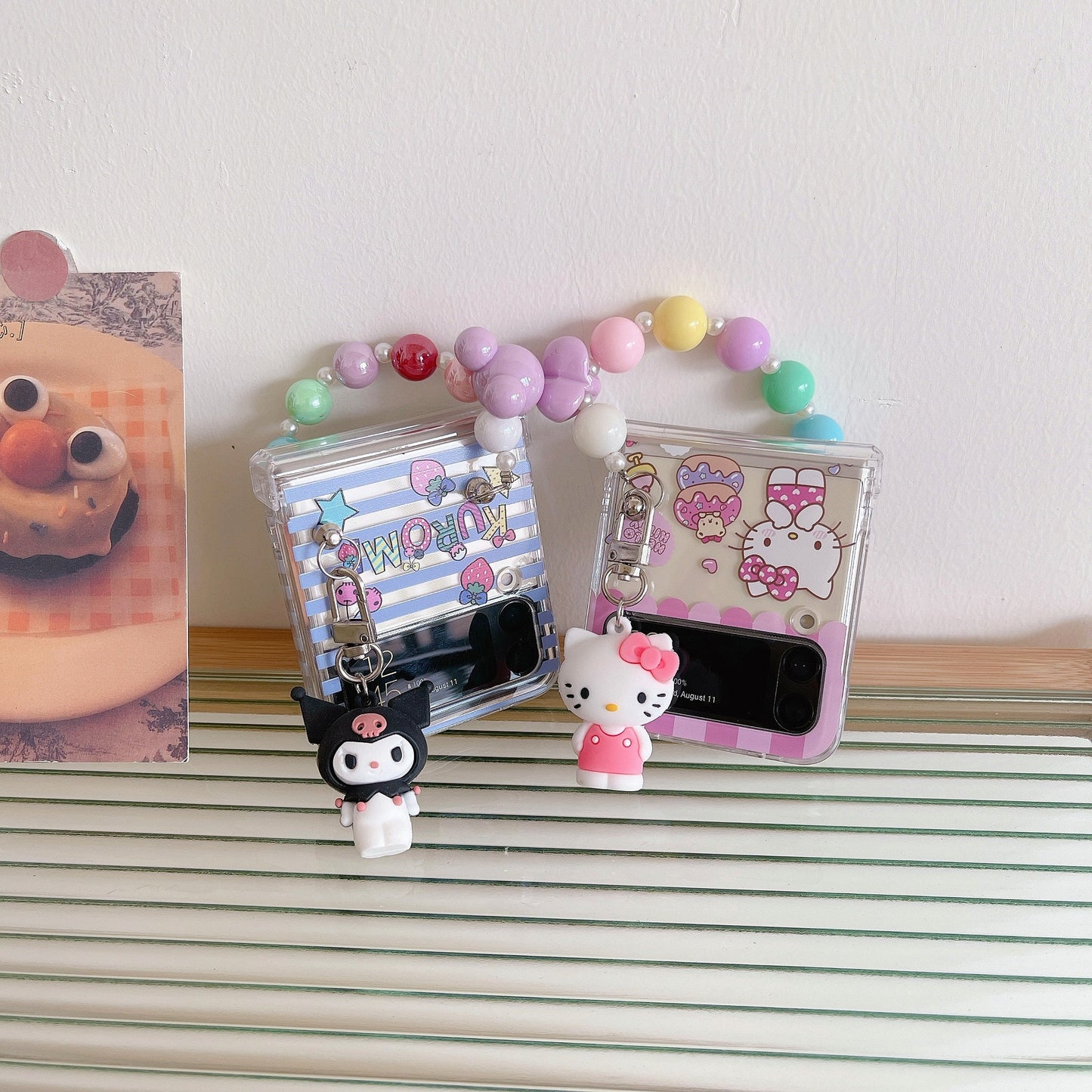 Cartoon Pearl hand chain Phone Case For Samsung Galaxy Z Flip 3 & 4 - casetiphone