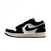 NIKE AIR JORDAN 1 LOW BLACK WHITE